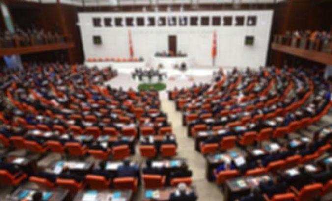 TBMM bayram öncesi, 'köprü' ve 'bedelli' mesaisi yapacak