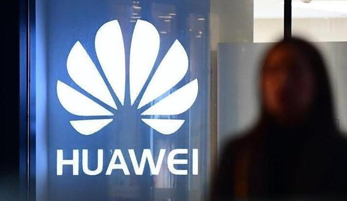 Google geri adım attı, Huawei Mate 20 Pro listeye girdi