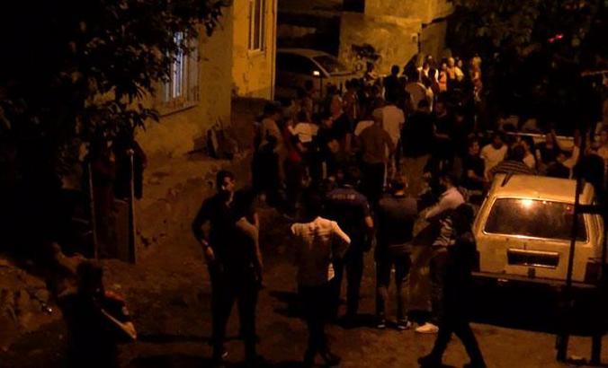 Fikirtepe'de iki aile arasındaki kavgada ev yakıldı