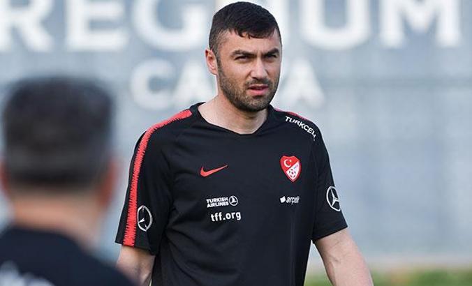 Burak Yılmaz ve Dorukhan Toköz Fransa karşısında büyüledi