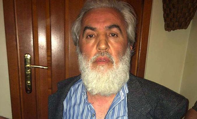 Tanınmamak için kılık değiştiren cinayet şüphelisi, saklandığı evde yakalandı