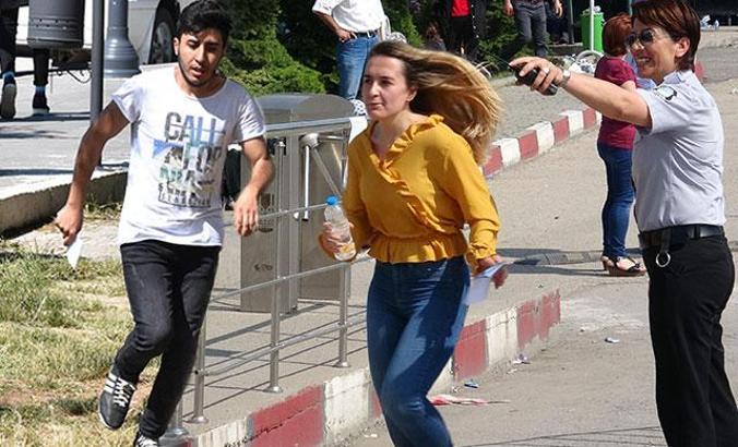 YKS heyecanı! Kimi kimliğini unuttu, kimi ise geç kaldı