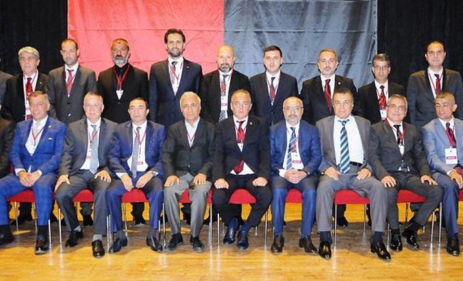 Gençlerbirliği'nde tek adaylı seçimde Murat Cavcav başkan seçildi