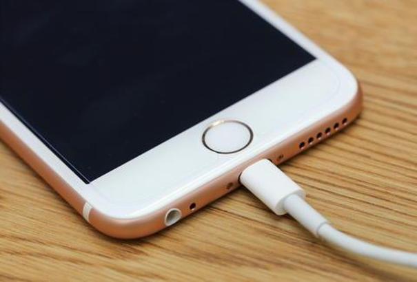 iPhone 11 geliyor, Lightning kablolara veda vakti