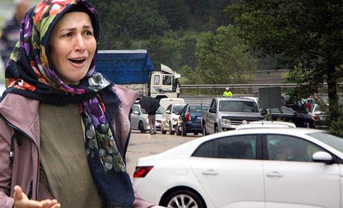 Bolu'da sel nedeniyle kapanan D-100'ün Ankara yönü trafiğe açıldı