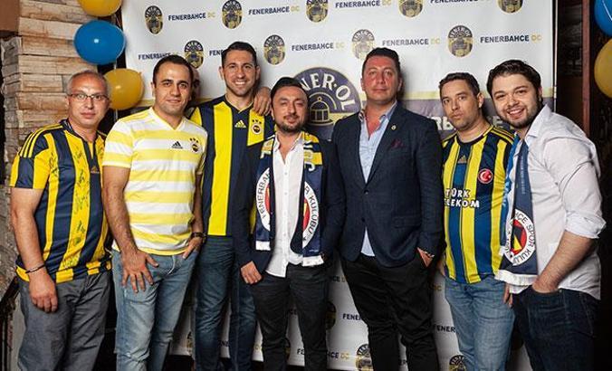 Washington DC'de yaşayan Fenerbahçeliler'den 'Fener Ol' gecesi