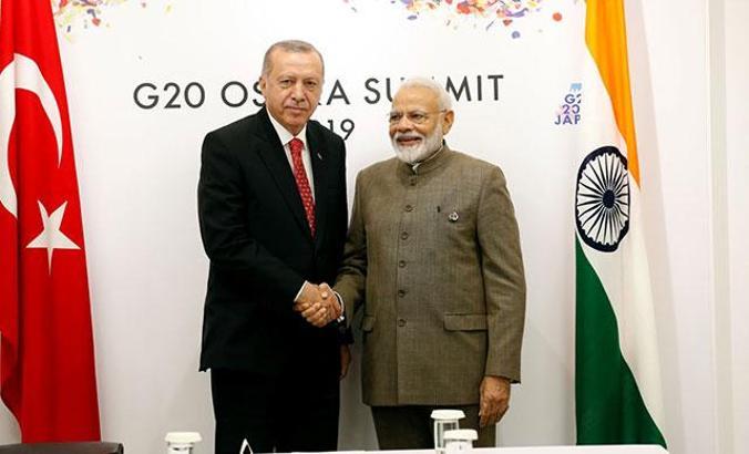 Cumhurbaşkanı Erdoğan, Hindistan Başbakanı Modi ile bir araya geldi