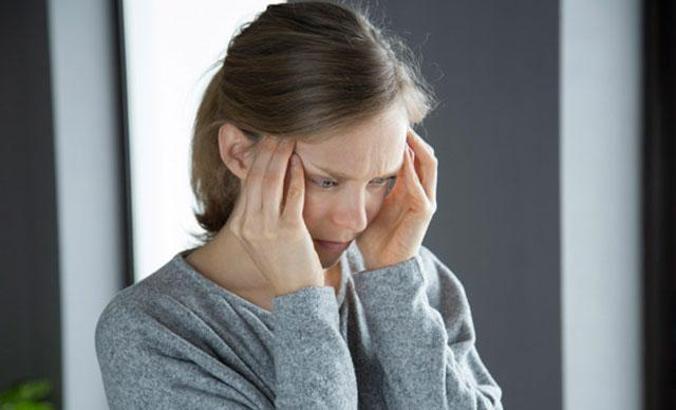 “İhmal edilen baş ağrısı beyin kanamasına neden olabilir”