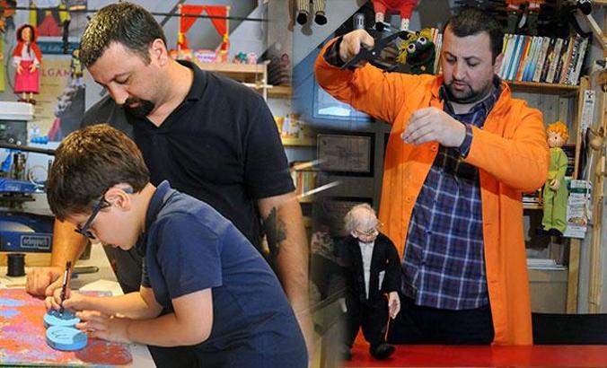 Bursa'da ürettiği kuklaları ihraç ediyor