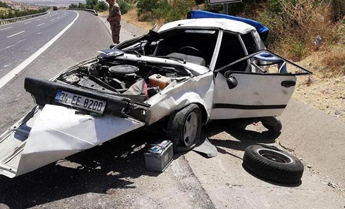 Gaziantep'te otomobil takla atıp şarampole devrildi: 1 ölü, 1 yaralı