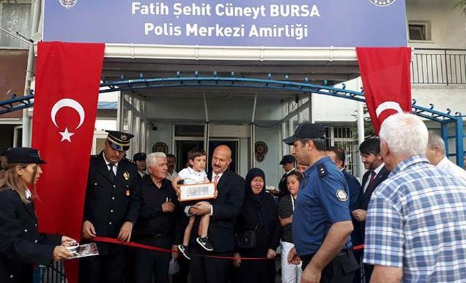 15 Temmuz şehidinin ismi polis karakolunda yaşayacak
