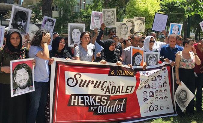 Suruç saldırısında ölenler anıldı