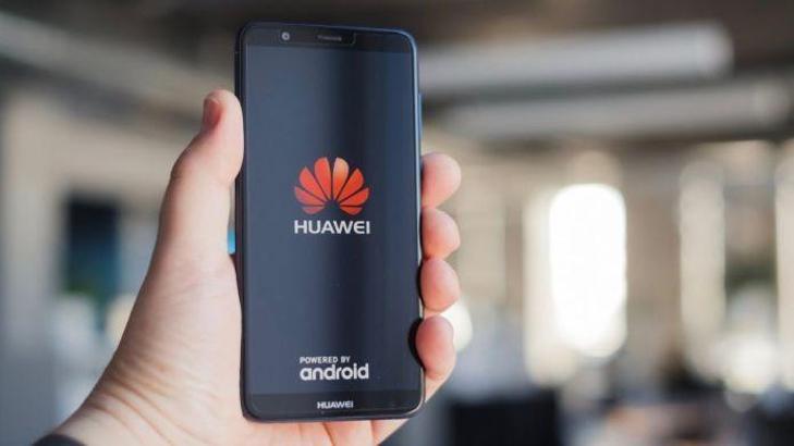 Huawei telefonlar Android ile yoluna devam edecek