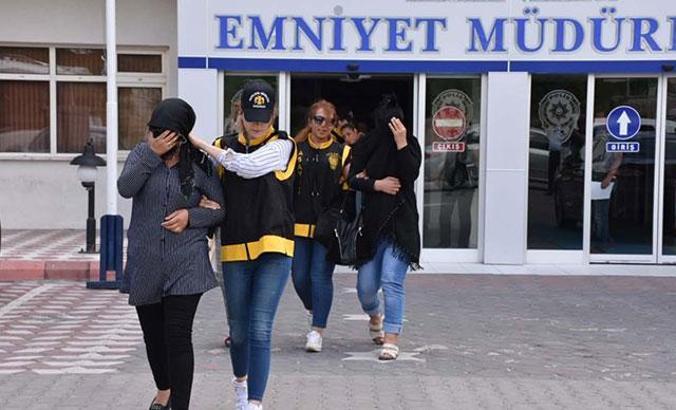 Aksaray'da fuhuş operasyonu: 27 gözaltı