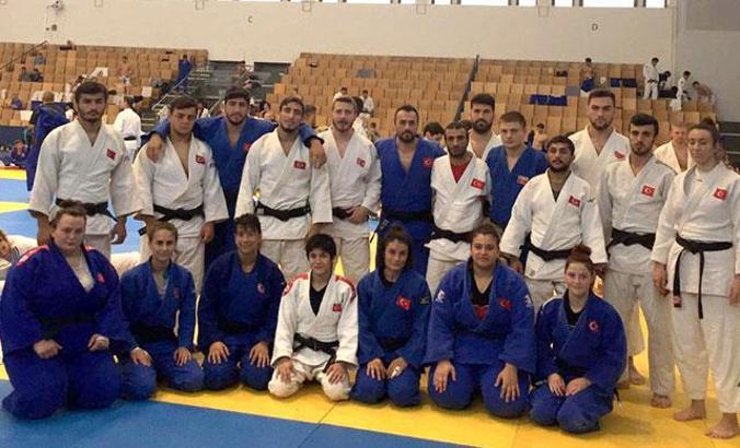 Genç Milli Judo Takımı'nın Berlin OTC kampı başladı
