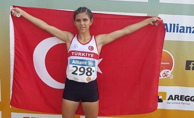 Özel sporcu Sevim Demircan dünya üçüncüsü