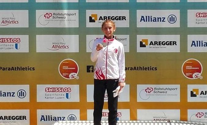 Özel Sporcu Muhsine Gezer ikinci kez dünya şampiyonu