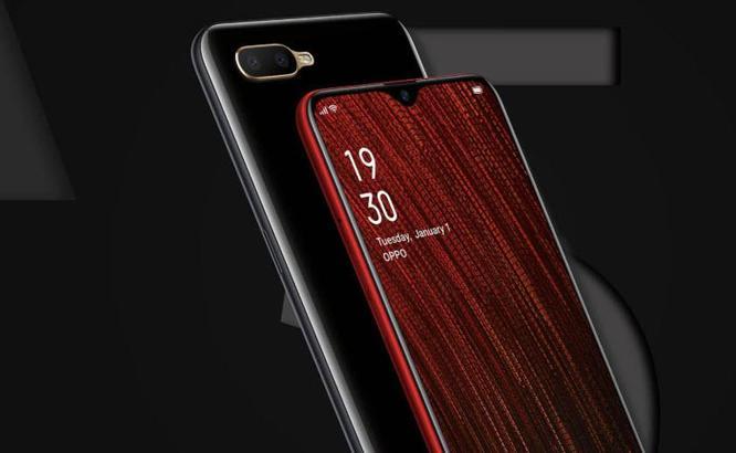 Çinlilerin yeni telefonu Türkiye’de satışa çıktı