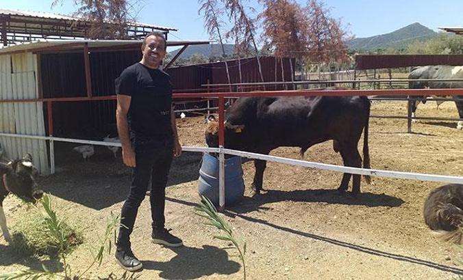 Haluk Levent, Ferdinand'ın yavrusunu ziyaret etti