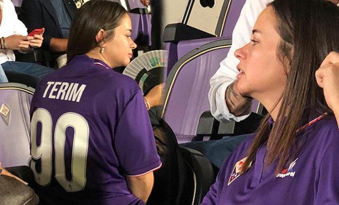 Merve Terim Çetin 20 yıllık forma ile tribünde