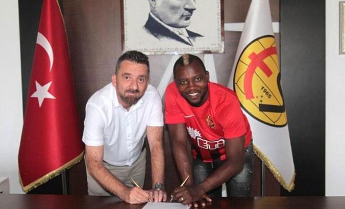 İbrahim Sissoko yeniden Eskişehirspor'da
