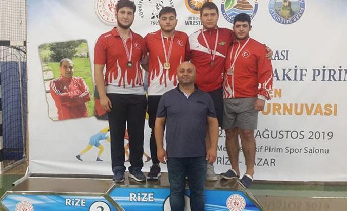 Uluslararası Mehmet Akif Pirim Güreş Turnuvası’nda şampiyon Türkiye