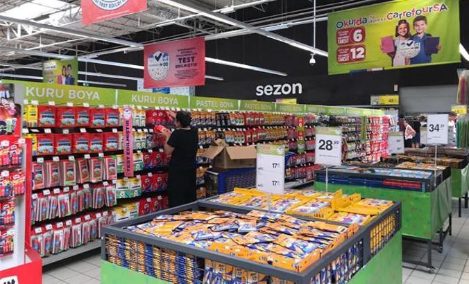 Bin 800 adet ürün öğrencileri bekliyor