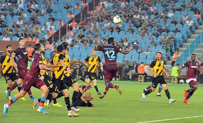 Trabzonspor - AEK: 0-2