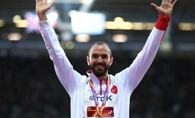 Ramil Guliyev'den birincilik