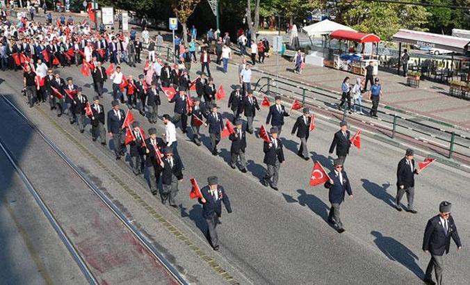 Bursa'nın düşman işgalinden kurtuluşunun 97'nci yılı törenle kutlandı