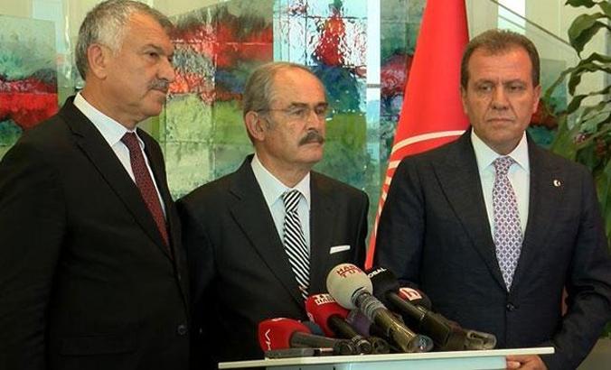 Külliyedeki toplantıya katılan CHP'li başkanlardan açıklama