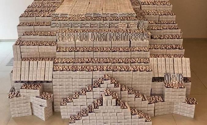 Aralarında iş insanlarının da olduğu çete çökertildi! Türkiye'de ilk kez bu kadar fazlası ele geçti...