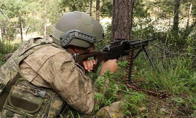 Hakkari'de 2 terörist etkisiz hale getirildi