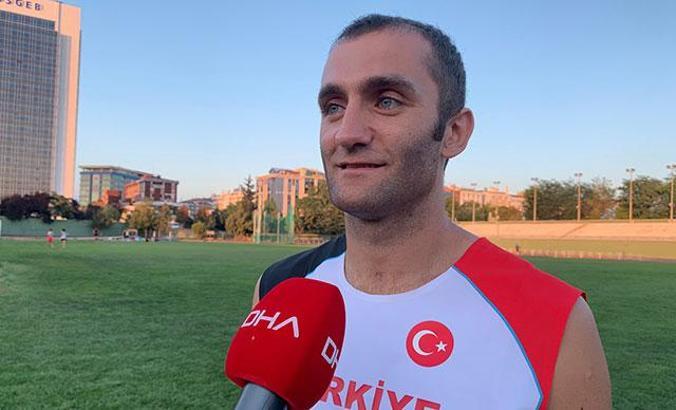28 yaşında atletizme başladı, 400 metrede Türkiye şampiyonu oldu