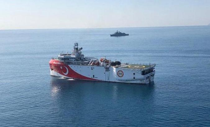 Oruç Reis araştırma gemisine TCG Oruçreis Fırkateyni refakat ediyor