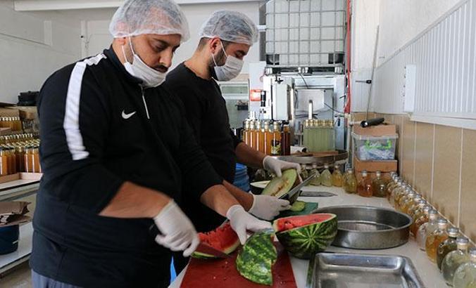 Ekşi sirkeye alternatif, tatlı karpuz ve kavun sirkesi