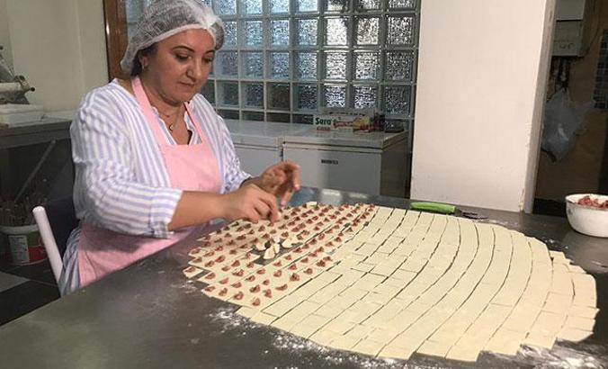 Annesinden yapmayı öğrendiği mantıyla 'Kadın girişimci' oldu