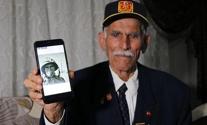 Güney Kore'de, Türk gaziyi şaşırtan fotoğraf