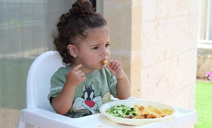 Dikkat! Uzmanlardan ailelere çok önemli uyarı: Çocuğunuz yemek yerken yoruluyorsa...