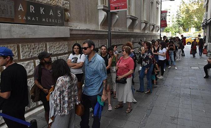 İzmir'deki Picasso sergisine ziyaretçi akını