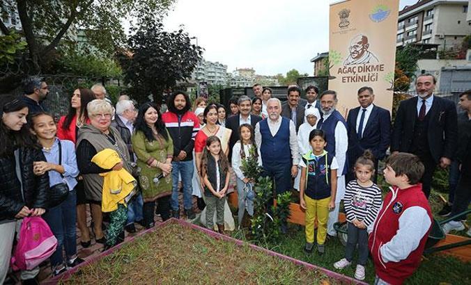 Sariyer'de Gandhi etkinlikleri fotoğraf sergisiyle başladı