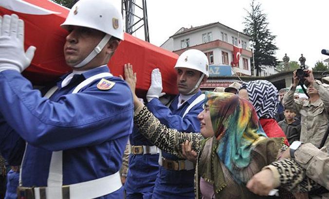 Şehit Uzman Çavuş İsmail Türk, son yolculuğuna uğurlandı