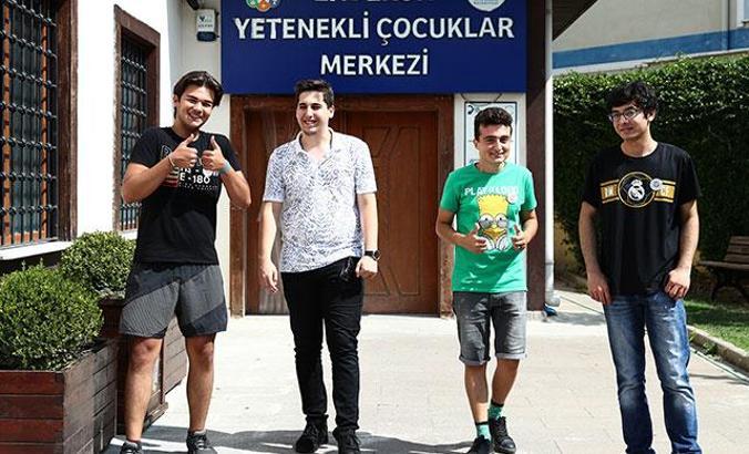 Lösemiyi yendi, tıp fakültesini kazandı