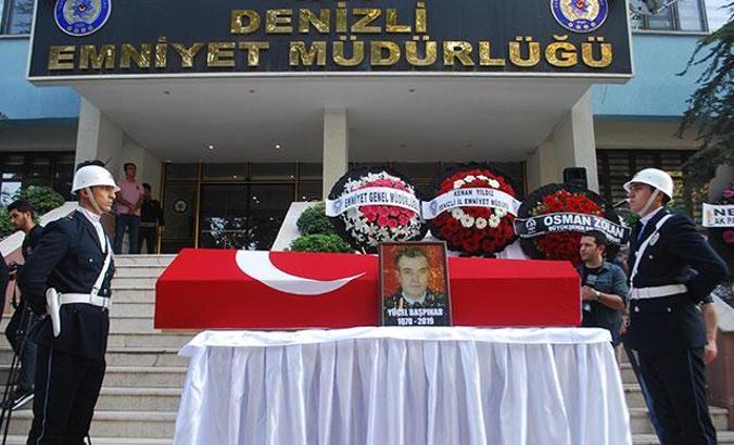 Şehit polisin cenazesi törenle memleketine uğurlandı