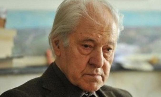 Yazar Nuri Pakdil hayatını kaybetti