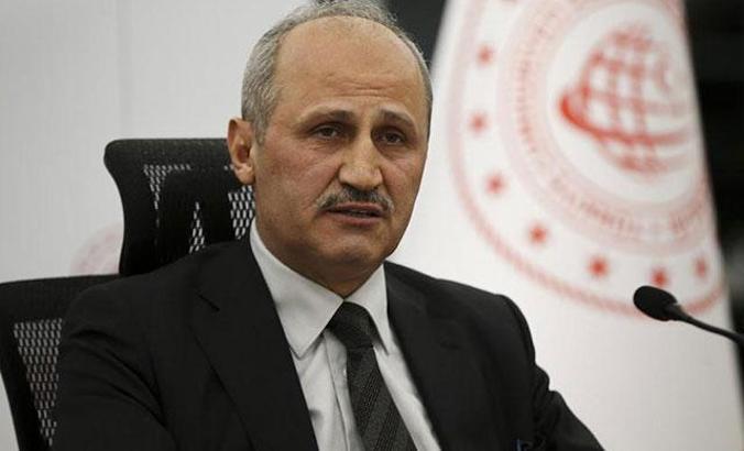 Bakan Turhan'dan Haydarpaşa ve Sirkeci Gar ihalesine ilişkin açıklama