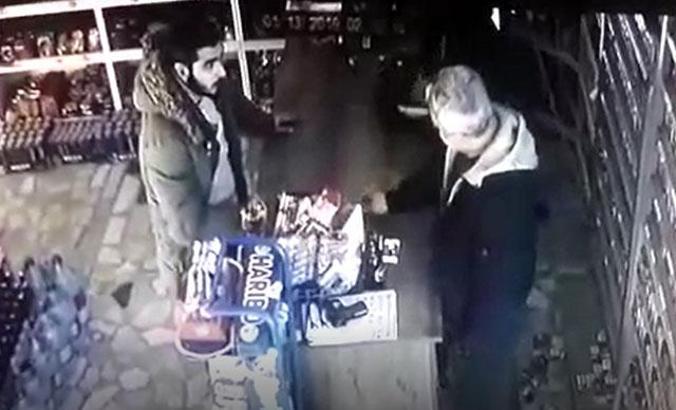 Tekel bayide yaşanan cinayeti, güvenlik kamerası çözecek