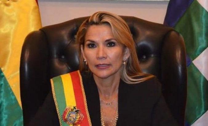 Bolivya Silahlı Kuvvetleri, Anez'i geçici devlet başkanı olarak tanıdığını açıkladı