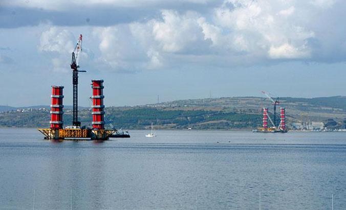 1915 Çanakkale Köprüsü ayaklarının yüksekliği 50 metreye ulaştı