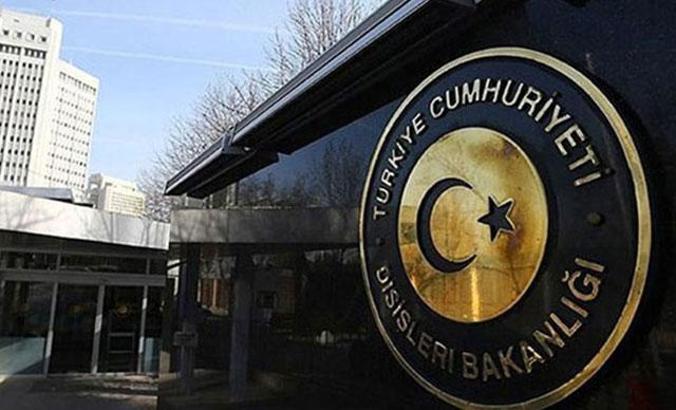 Dışişleri Bakanlığı: Rum tarafında, KKTC bayrağı yakılmasını kınıyoruz